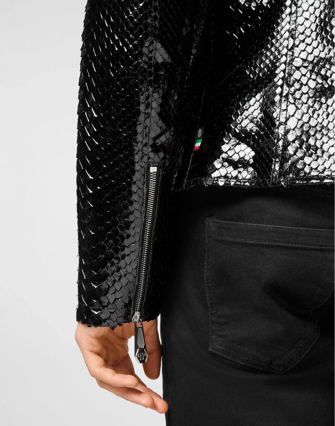 Python Zipped Leather Moto Jacket, цвет: Черный