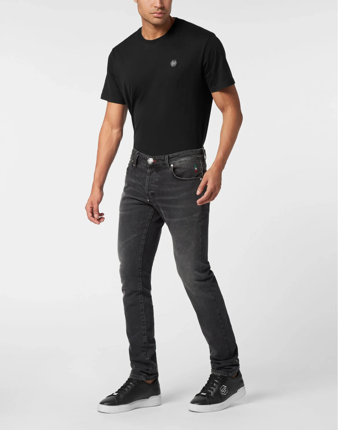 Super Straight Cut Jeans with Monogram Patches, цвет: Серый