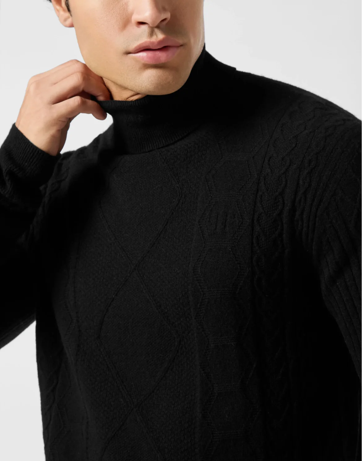 Knitted Turtleneck Braids, цвет: Черный