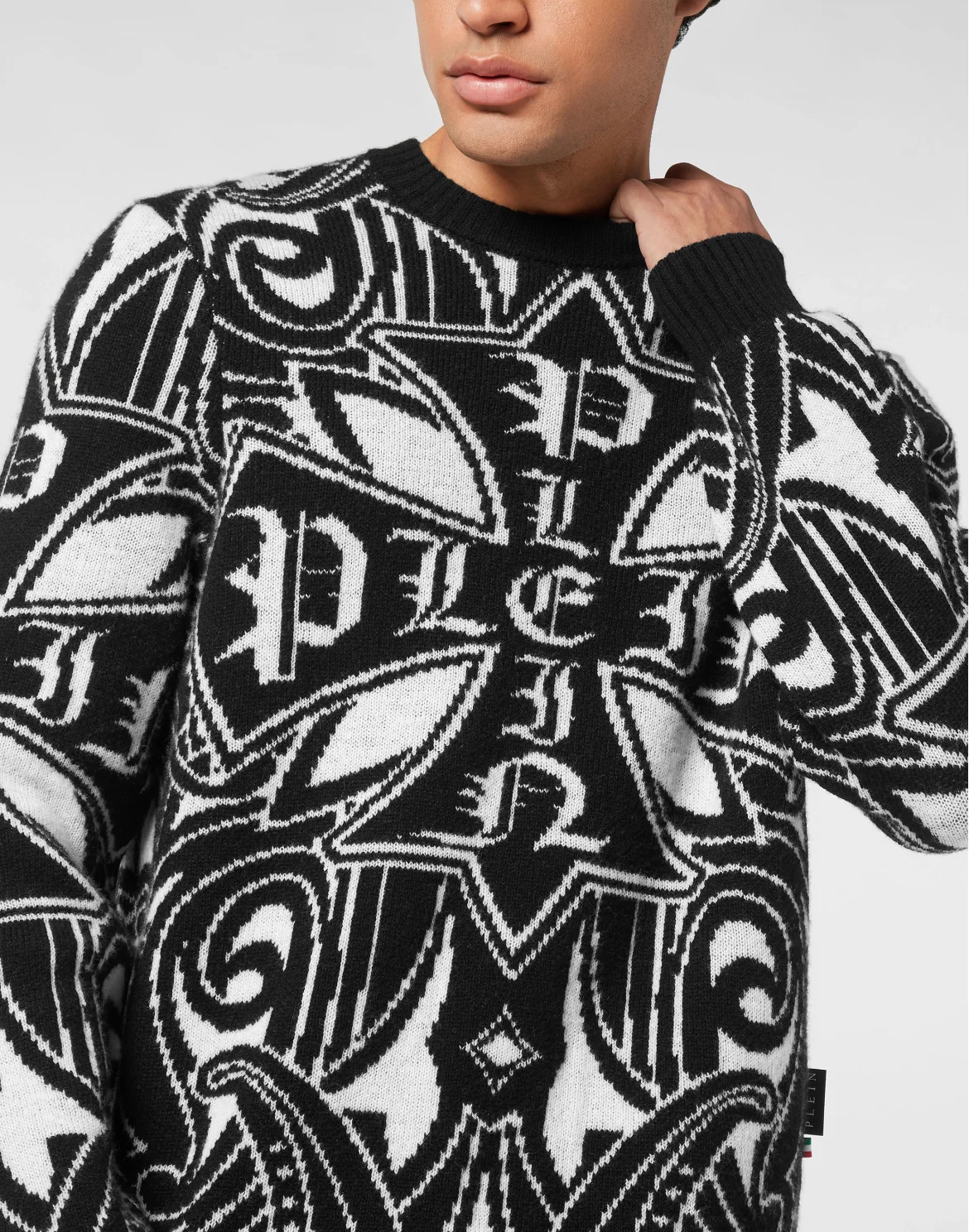 Lambswool Round Neck Pullover All-Over Cross, цвет: Черный