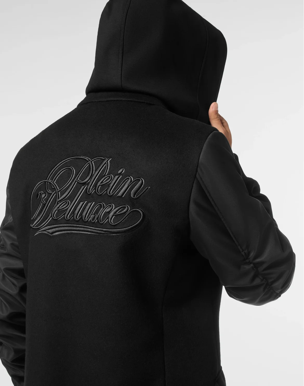 Composed Hooded Coat Plein Deluxe Signature, цвет: Черный