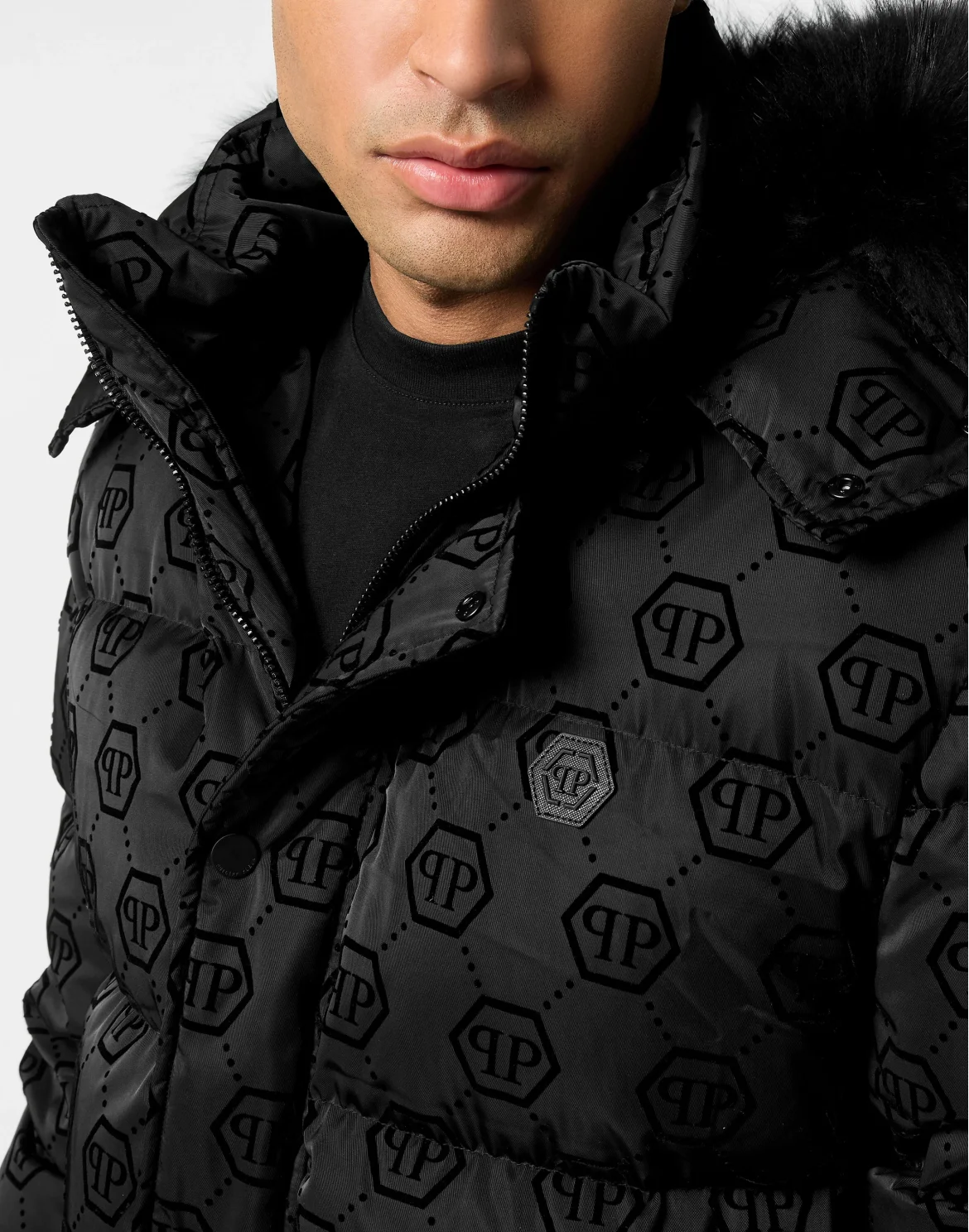 Mid Length Down Jacket Monogram, цвет: Черный