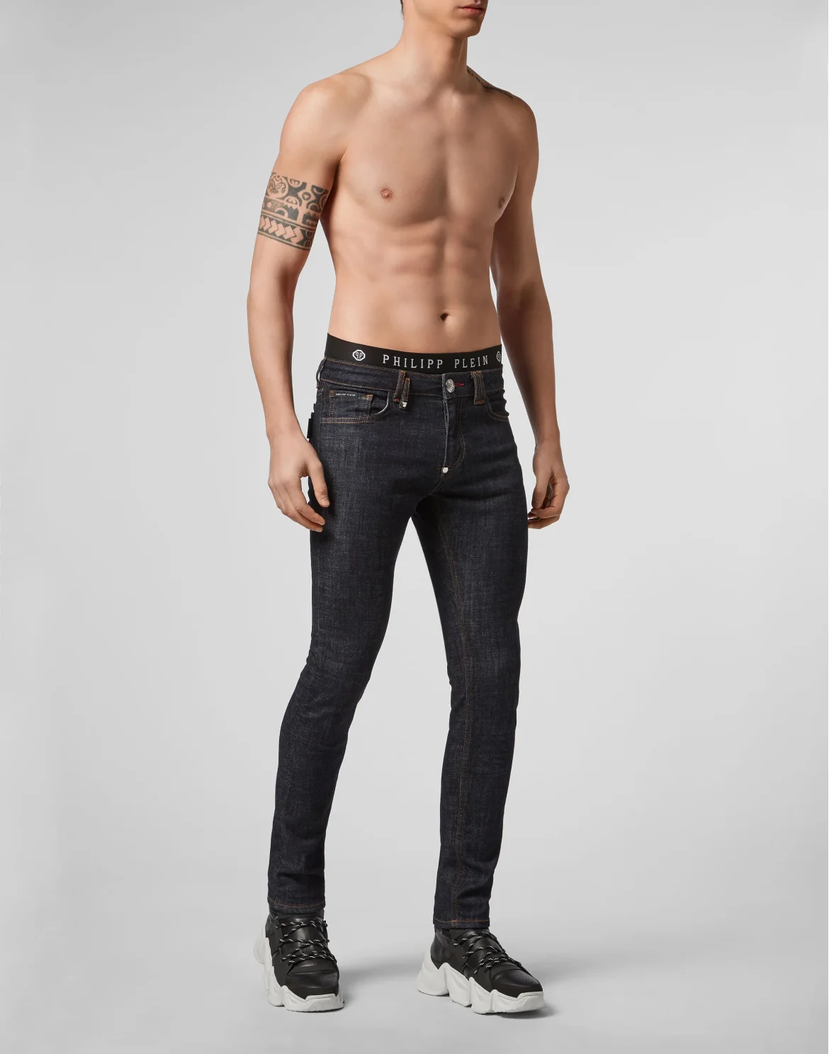 Slim Fit, цвет: Черный