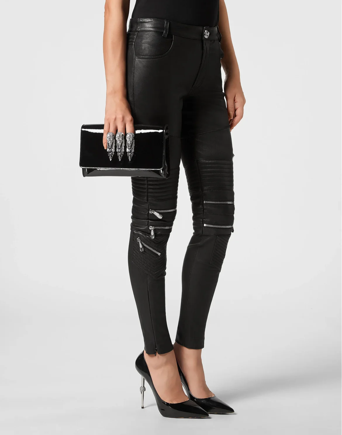 Patent Leather Shoulder Bag, цвет: Черный