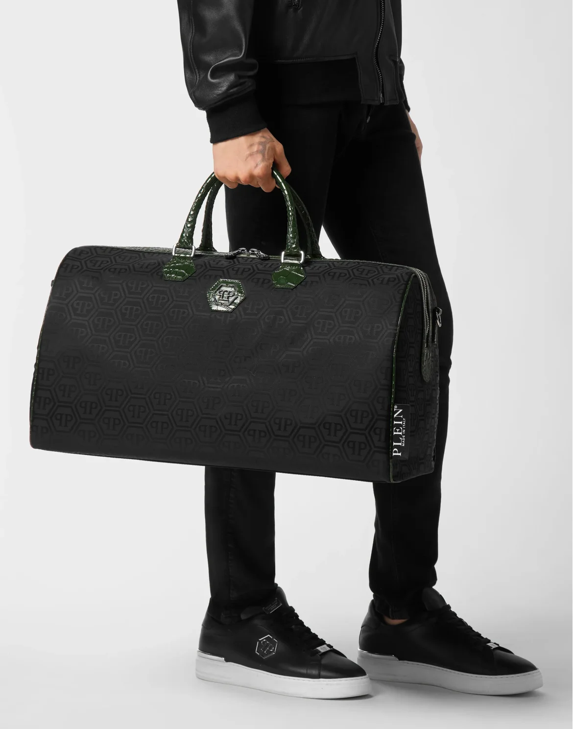 Nylon Weekend Bag Monogram, цвет: Черный