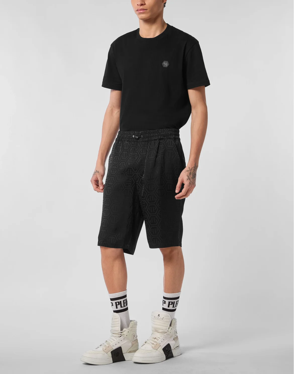 Silk Cool Kid Fit Shorts Monogram, цвет: Черный