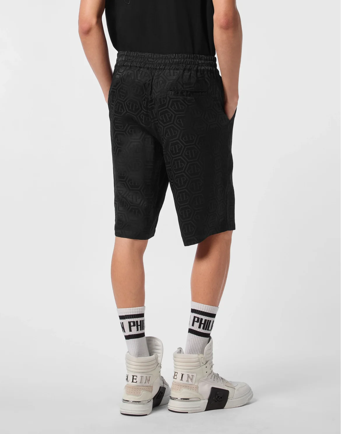 Silk Cool Kid Fit Shorts Monogram, цвет: Черный