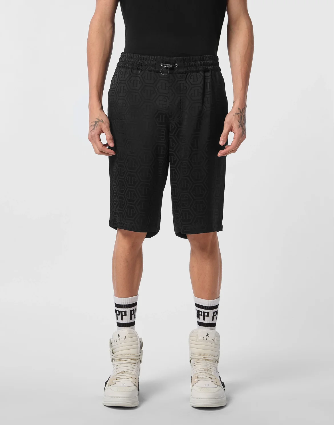 Silk Cool Kid Fit Shorts Monogram, цвет: Черный