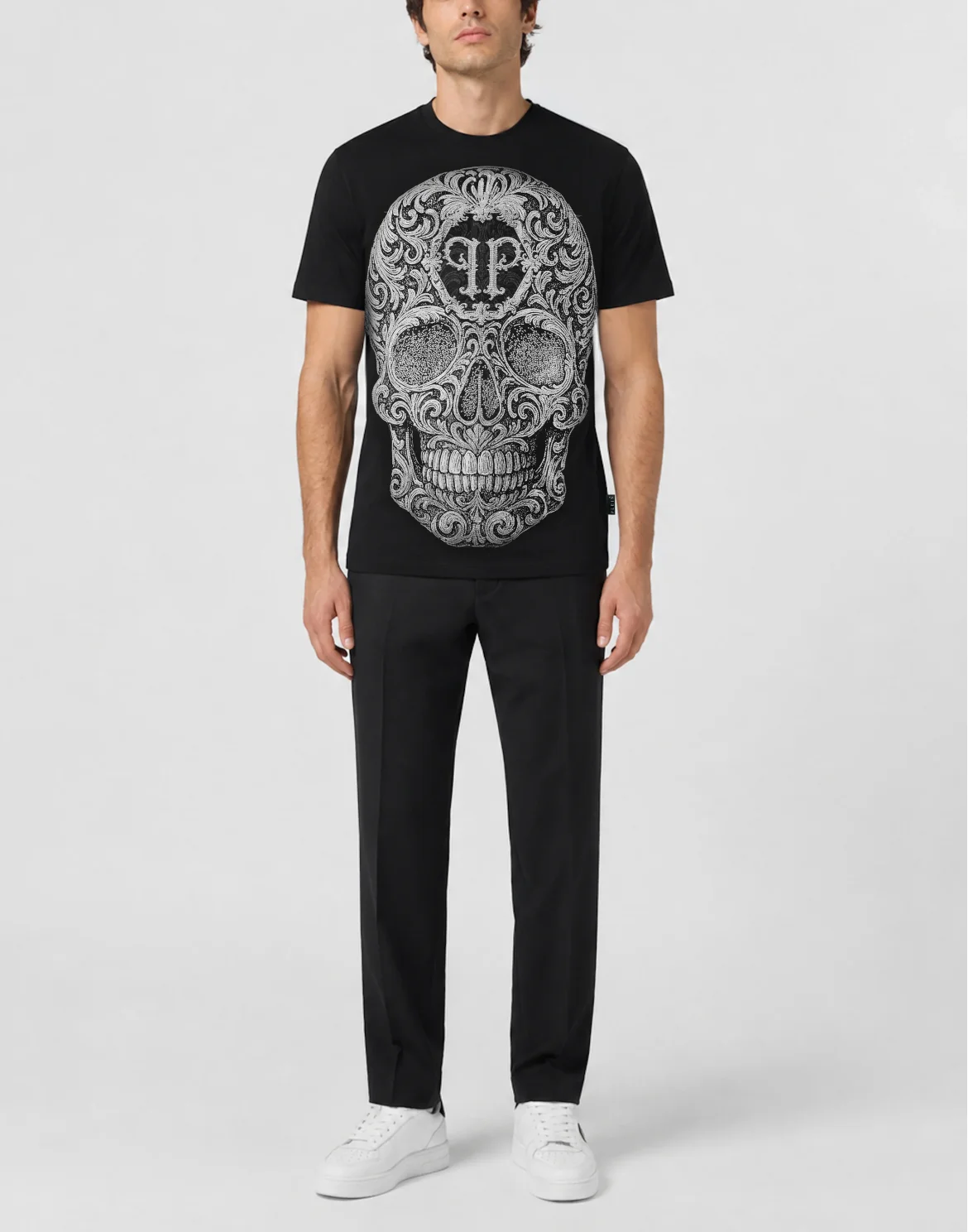 Round Neck T-Shirt Baroque Skull Stones, цвет: Черный