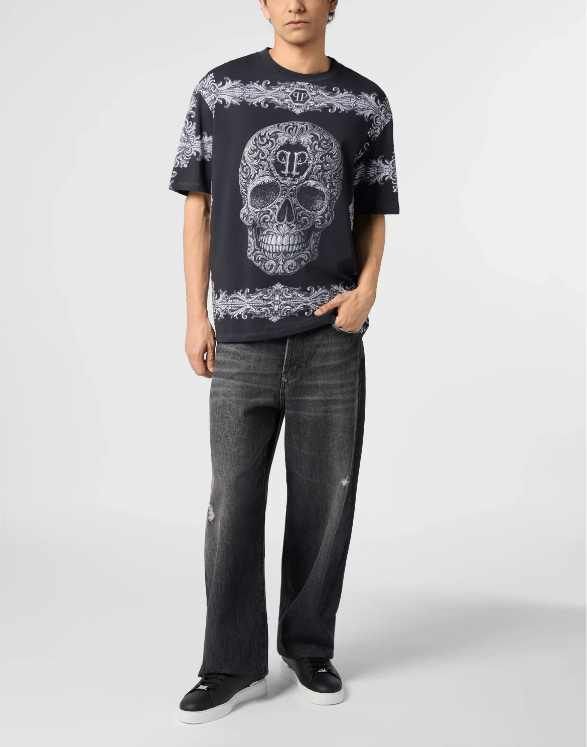 Oversize Fit T-Shirt Baroque Skull, цвет: Черный
