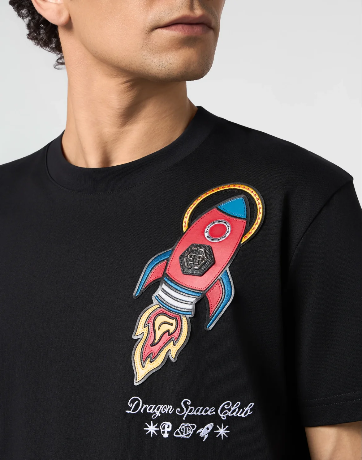Round Neck T-Shirt Space Rocket Patch, цвет: Черный