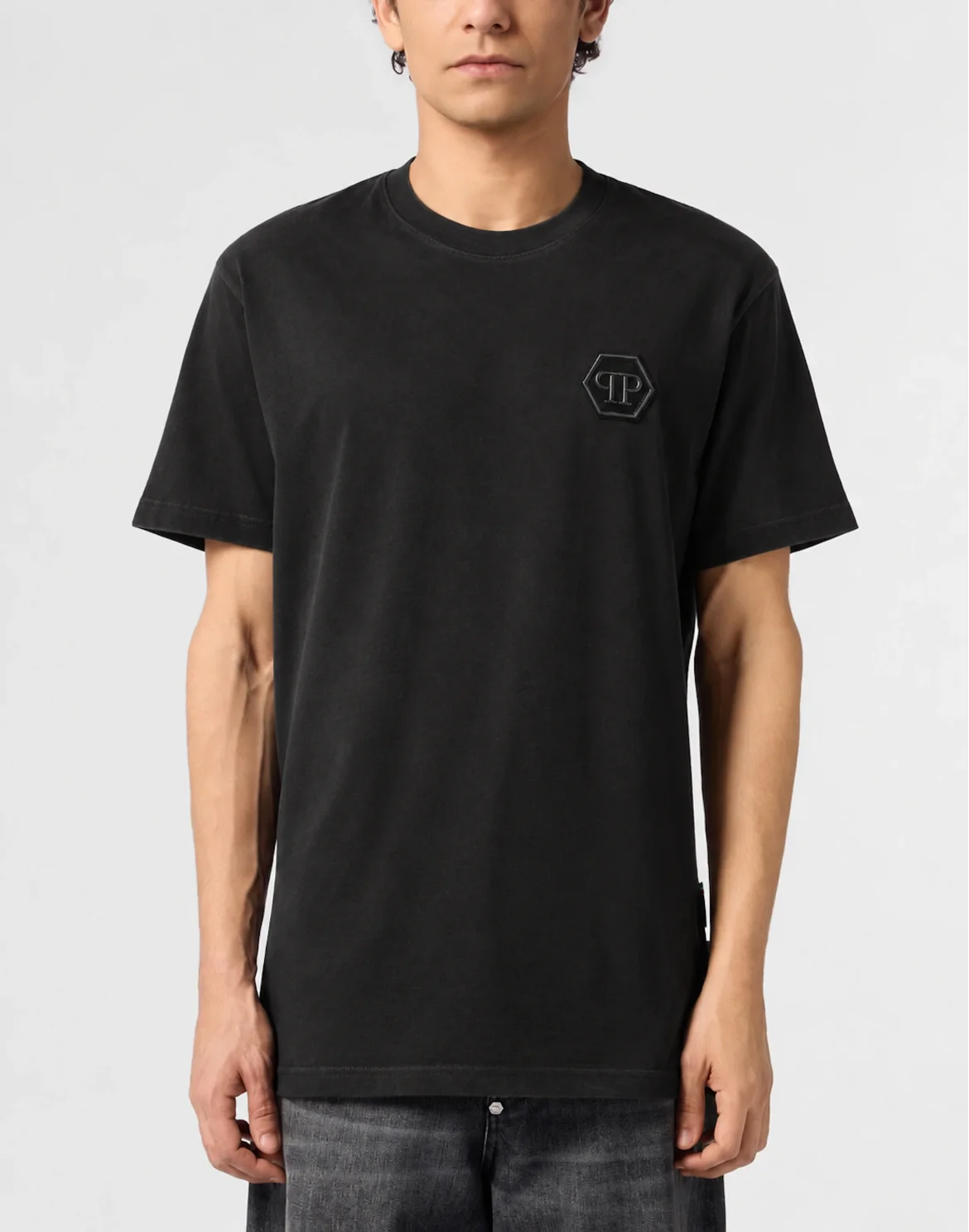 Round Neck T-Shirt Embroidery Hexagon, цвет: Черный