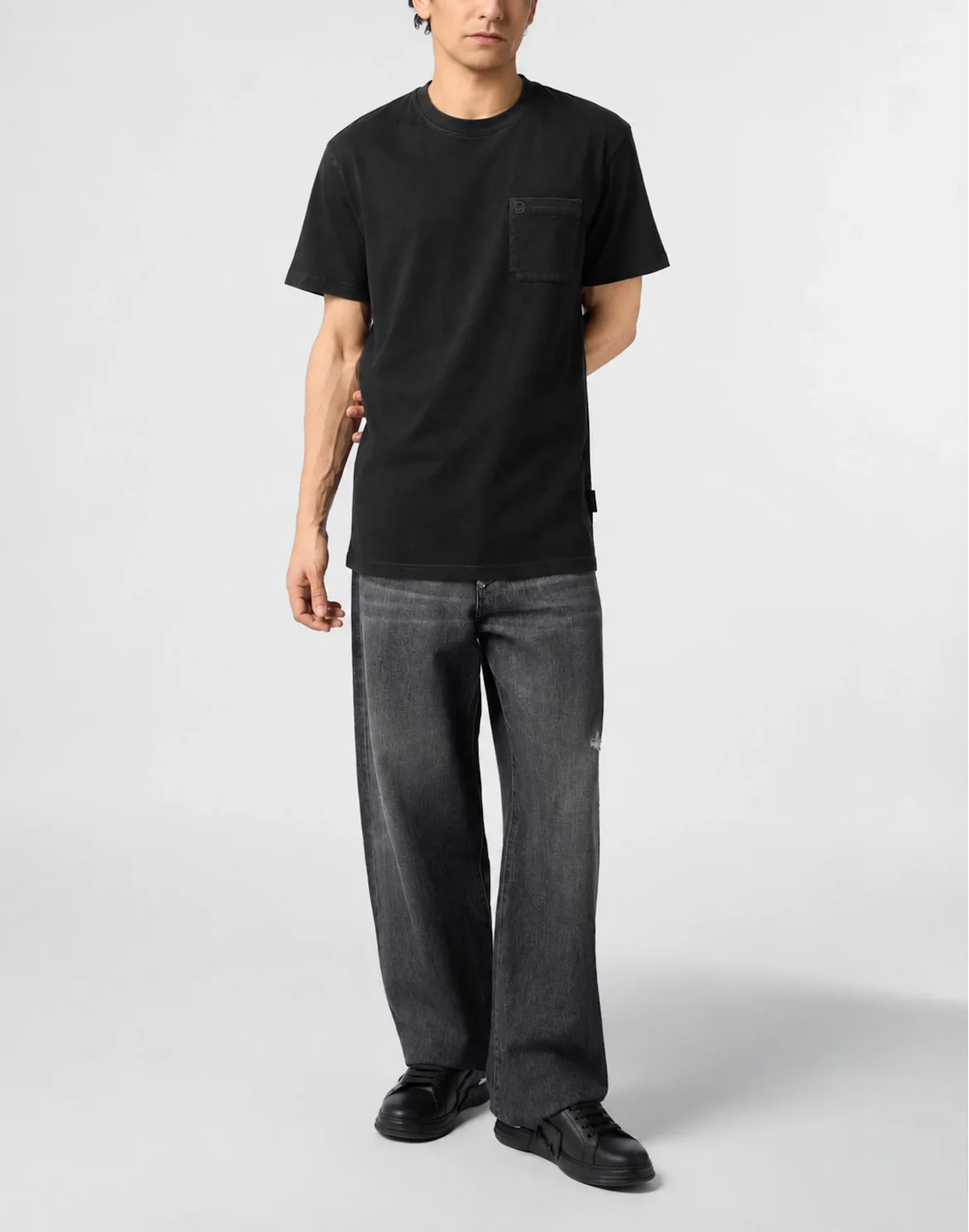 Round Neck T-Shirt Chest Pocket, цвет: Черный