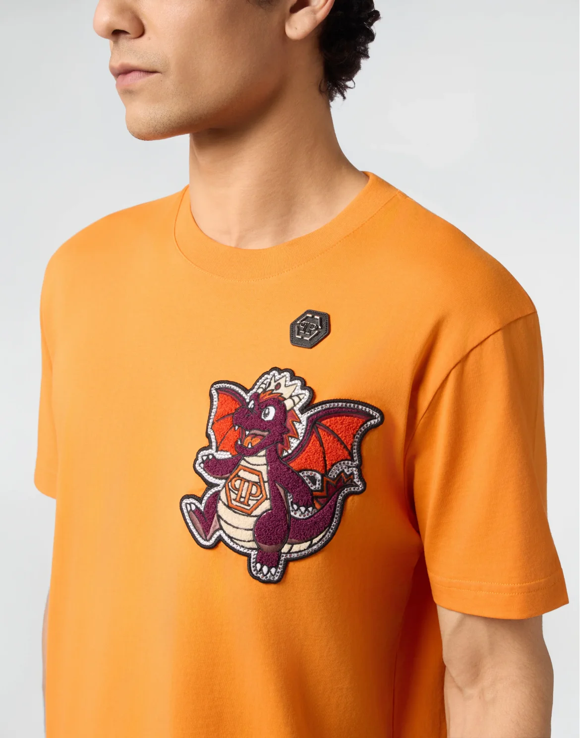 Round Neck T-Shirt Chest Dragon Stones, цвет: Оранжевый