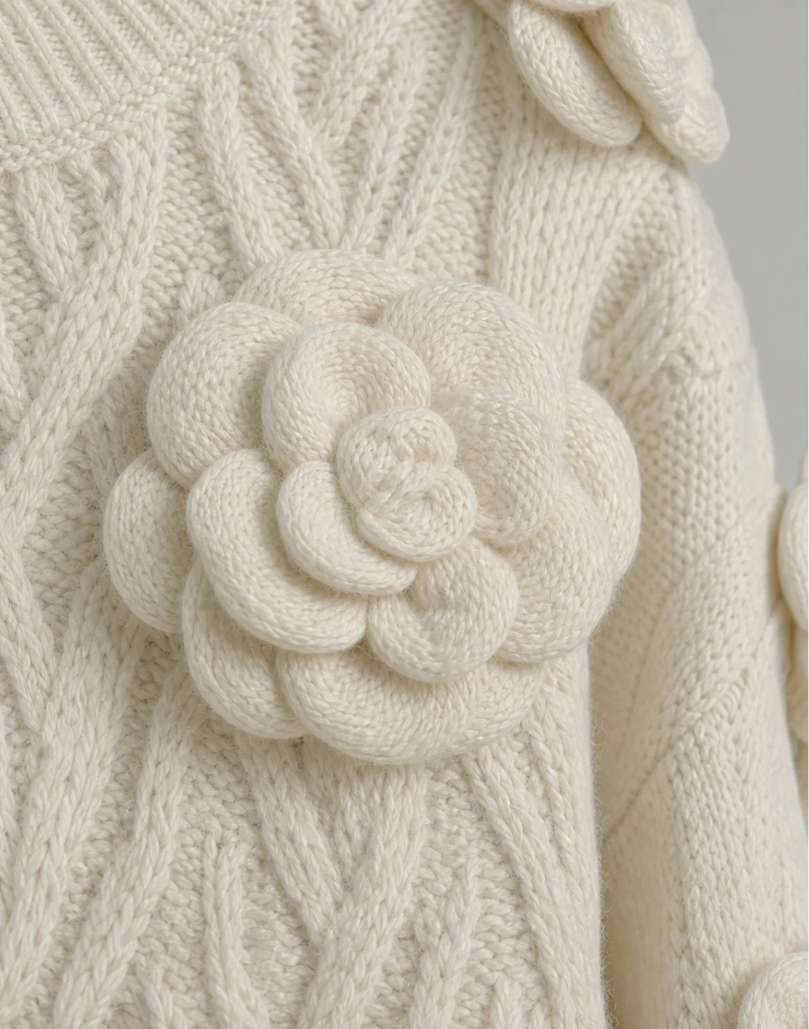 Roundneck Pullover Roses, цвет: Бежевый