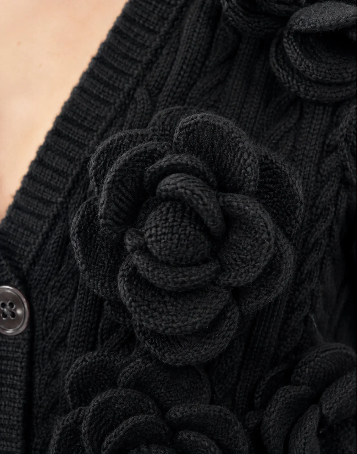 Knitted Cardigan Roses, цвет: Черный