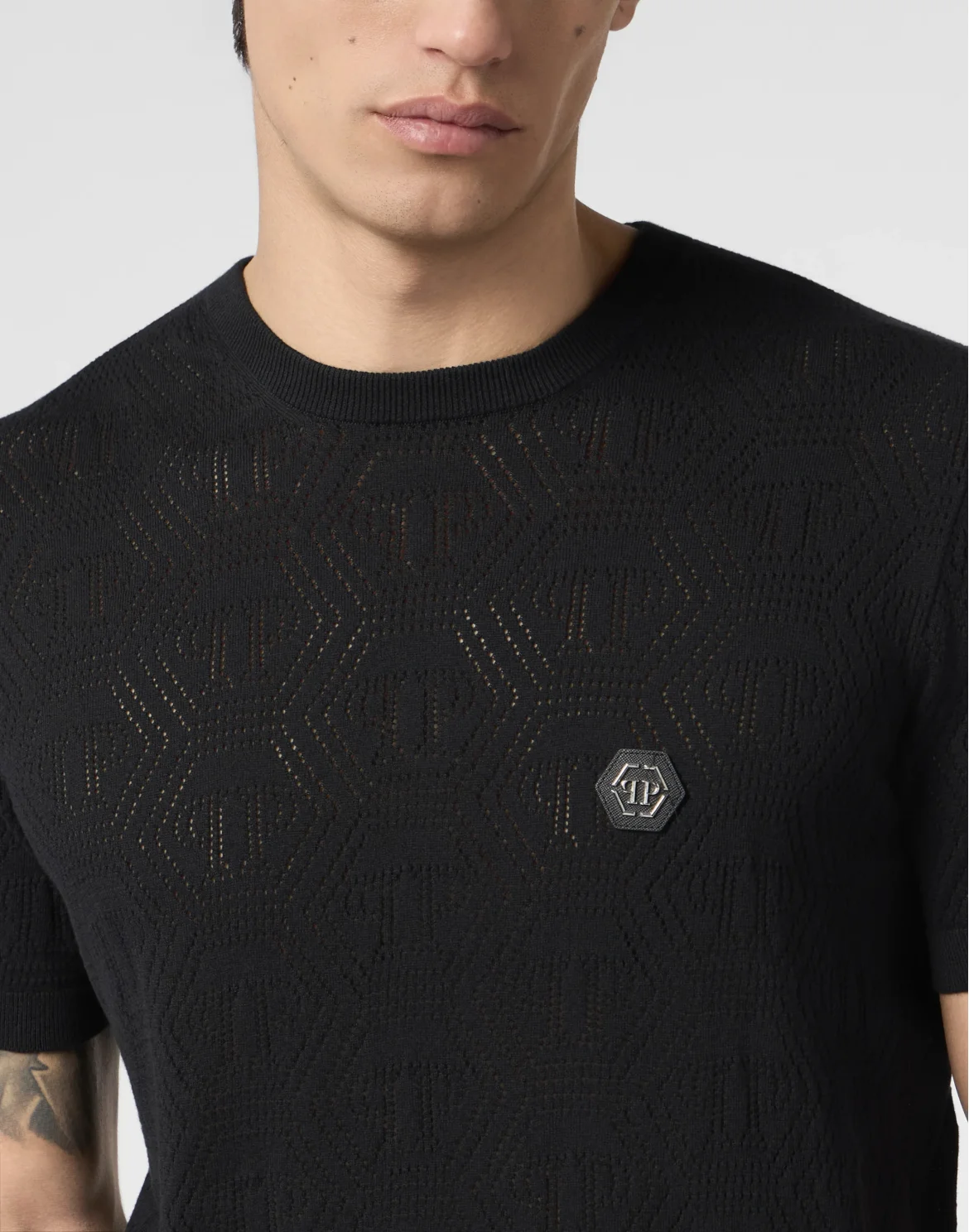 Round Neck T-Shirt Openwork Monogram, цвет: Черный