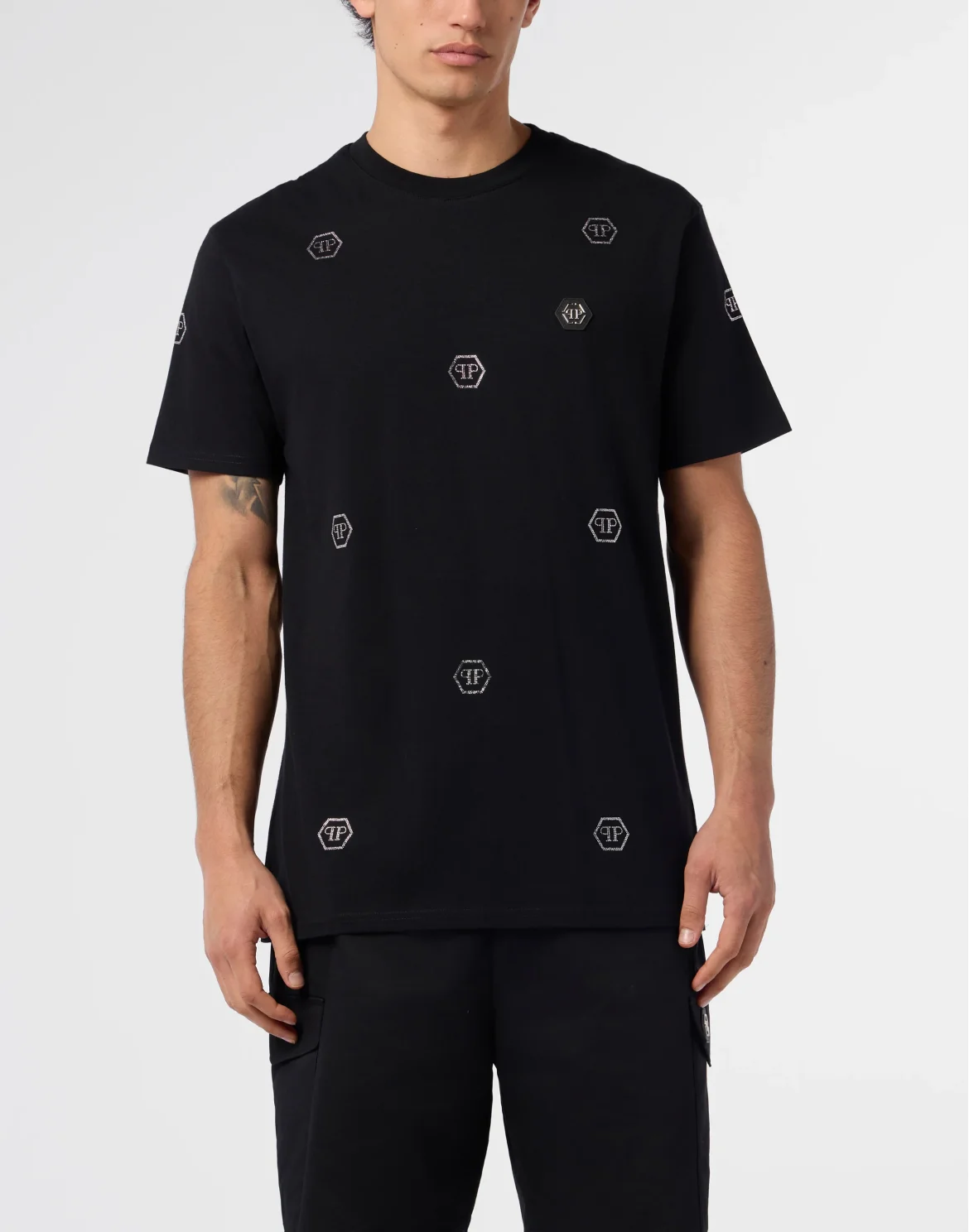 Round Neck T-Shirt Monogram Stones Monogram, цвет: Черный