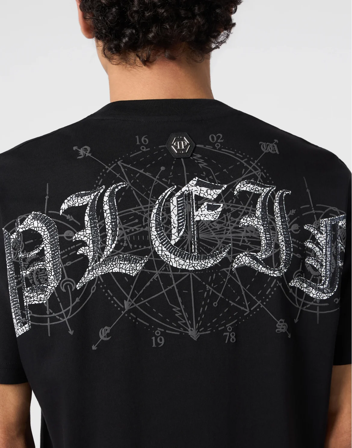 Round Neck T-Shirt Wind Rose Tattoo, цвет: Черный