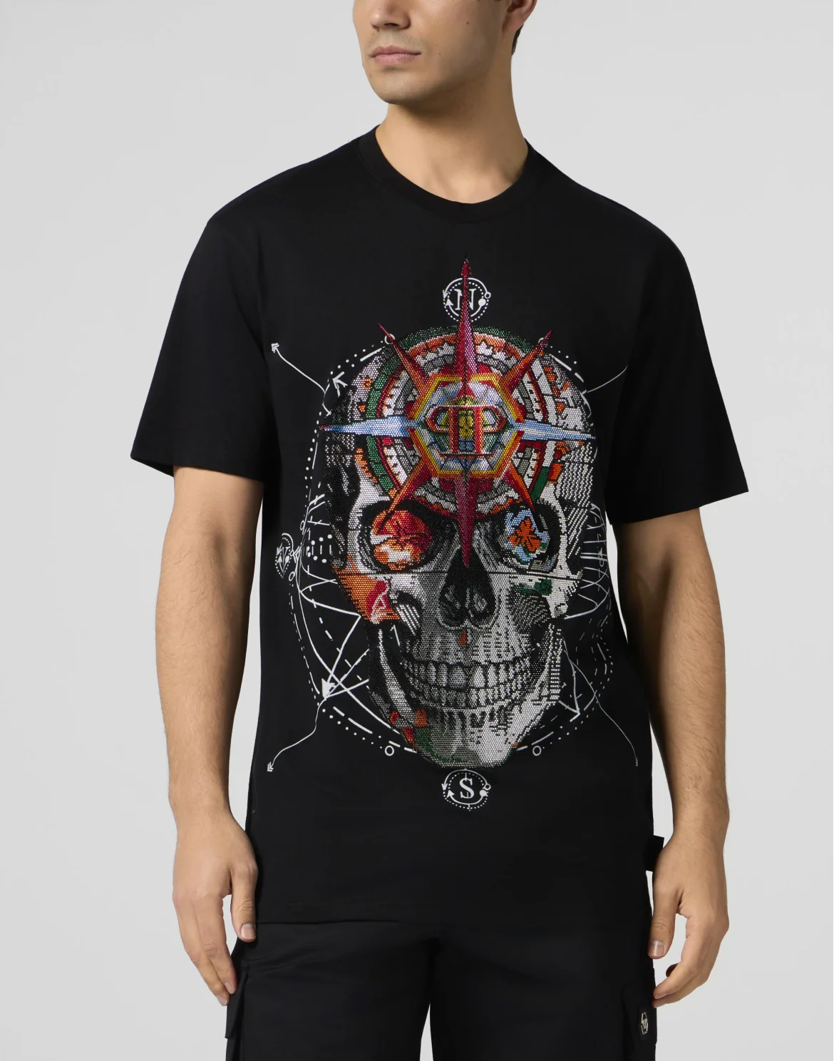 Round Neck T-Shirt Wind Rose Skull Stones, цвет: Черный