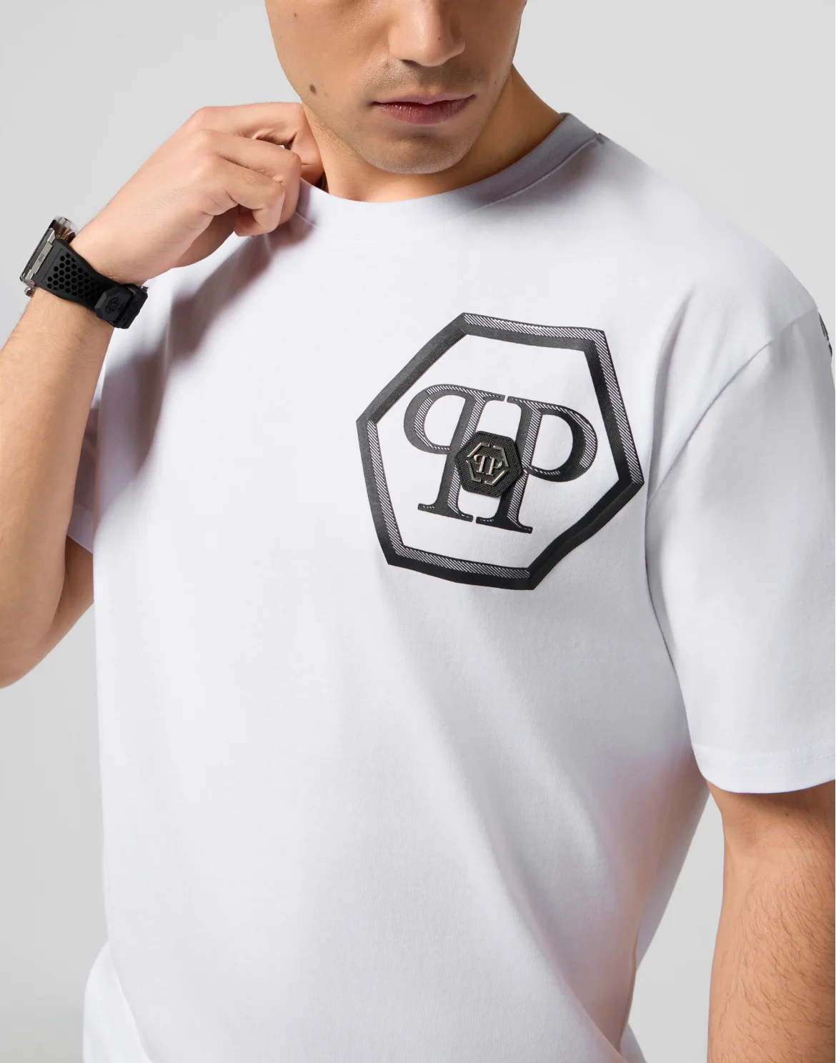 Round Neck T-Shirt Lines Hexagon, цвет: Белый