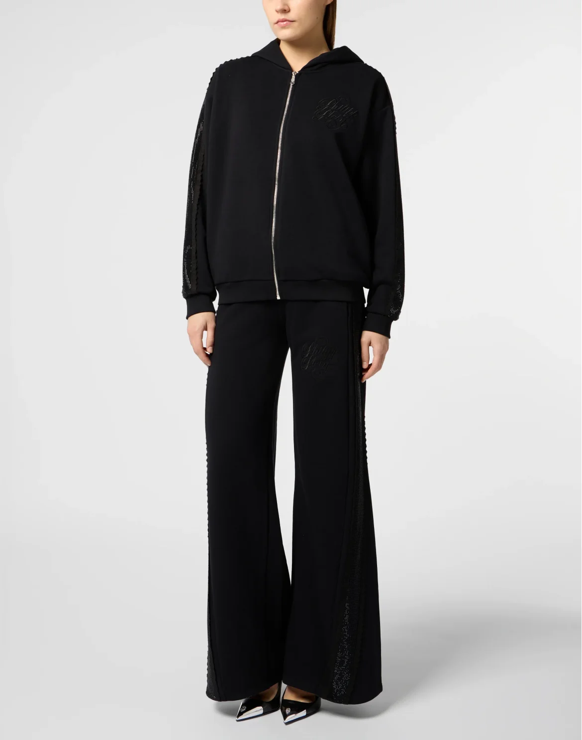 Skater Fit Tracksuit Pants Strass Band, цвет: Черный