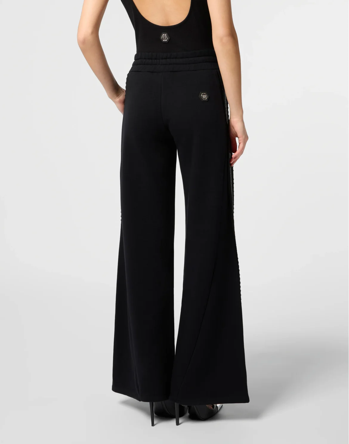 Skater Fit Tracksuit Pants Strass Band, цвет: Черный