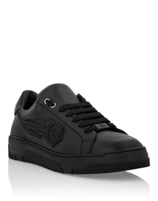 Low Top Sneakers Plein Patch