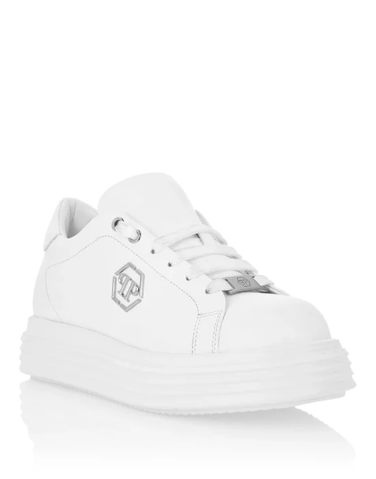 Low Top Sneakers Banks Hexagon