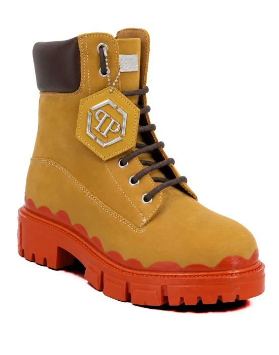 Nabuk Lace-Up Boots Immersed