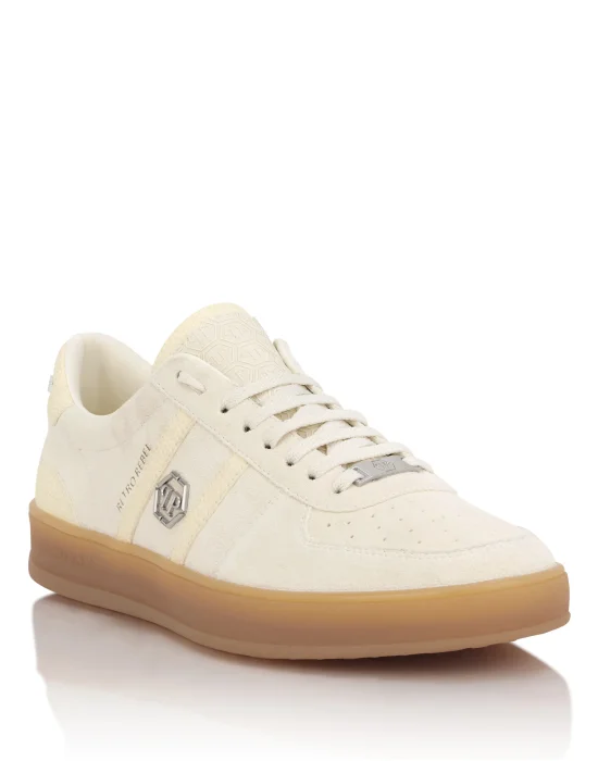 Low-Top Sneakers Retro Rebel