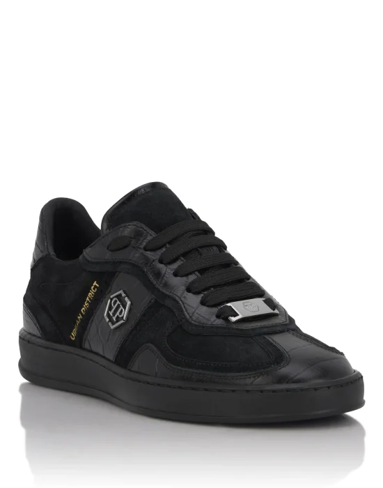 Low-Top Sneakers URBAN DISTRICT