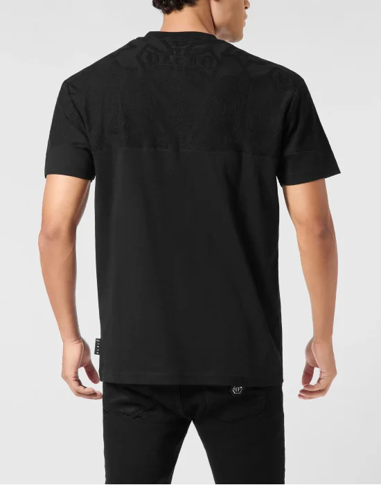 Round Neck T-Shirt Jacquard Crest Cut