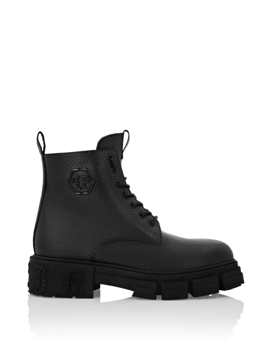 Deer Print Boots Gothic Plein