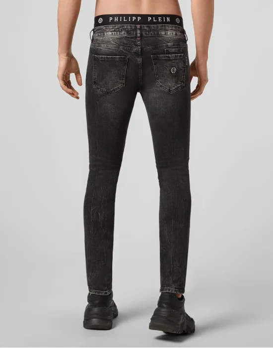 Slim Fit