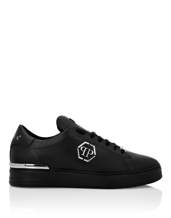 Leather Lo-Top Sneaker Hexagon