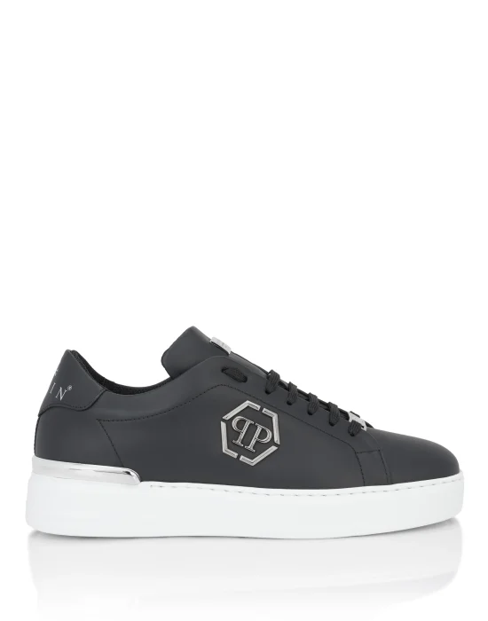 Leather Lo-Top Sneaker Hexagon