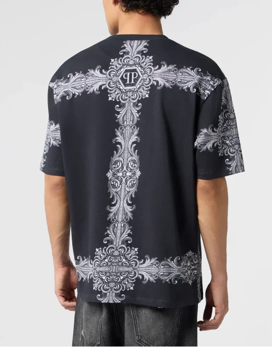 Oversize Fit T-Shirt Baroque Skull