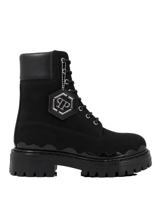 Nabuk Lace-Up Boots Immersed