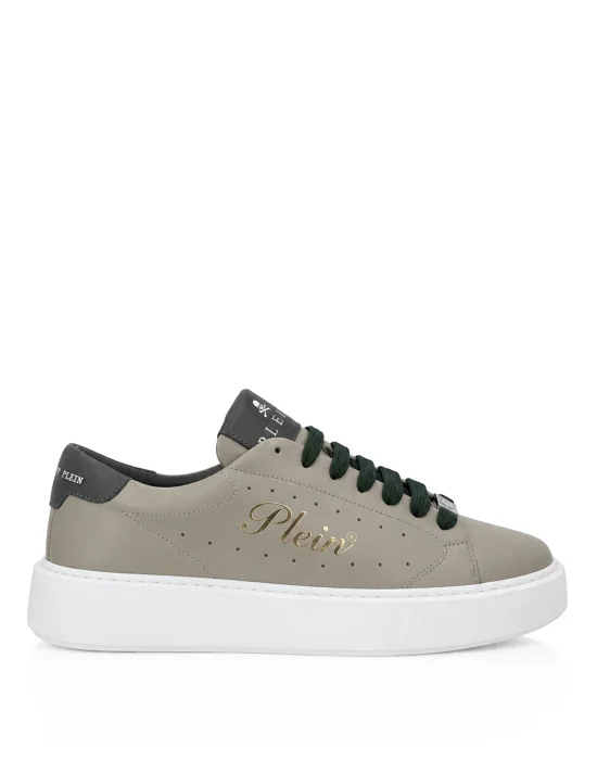Low-Top Sneakers Signature