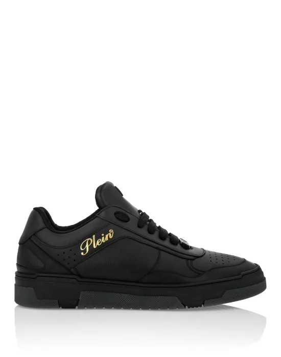 Low-Top Sneakers Nappa Suede
