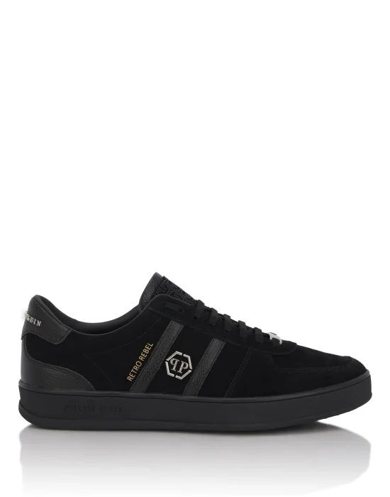 Low-Top Sneakers Retro Rebel