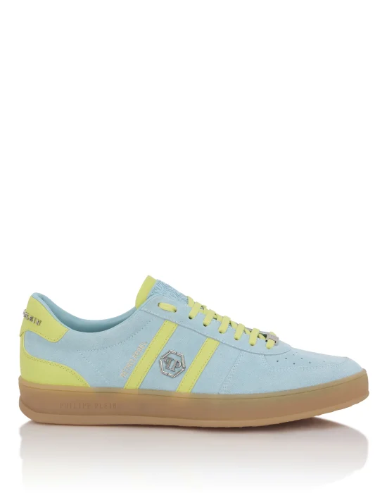 Low-Top Sneakers Retro Rebel