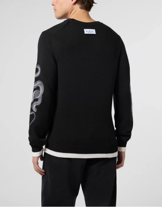 Round Neck Pullover Tattoo