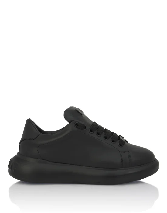 Low Top Sneakers New Basic Plein